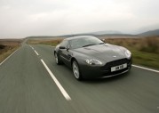 Aston Martin Vantage V8